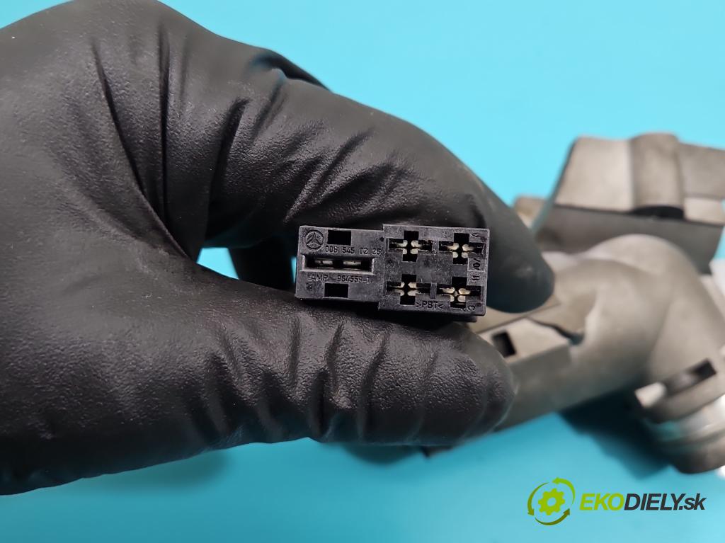 Mercedes Sprinter I 1995-2006 2,2.0 cdi 129 HP manual 95 kW 2148 cm3 5- Spínačka  (Spínacia skrinka)