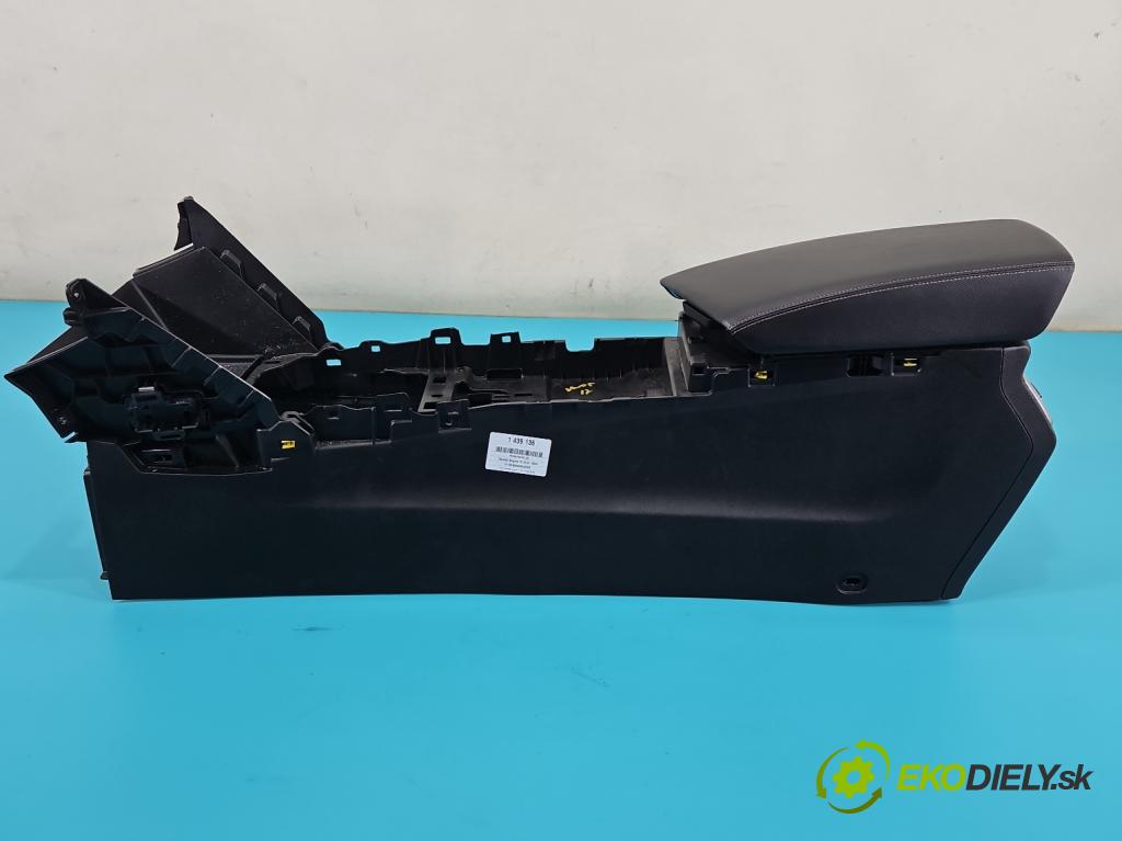 Renault Megane IV 2016-2024 1.5 dci 116 hp automatic 85 kW 1461 cm3 4- loketní opěrka 969104571R (Loketní opěrky)