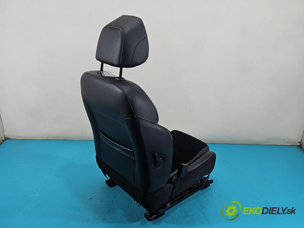 Renault Megane IV 2016-2024 1.5 dci 116 HP automatic 85 kW 1461 cm3 4- Sedačka ľavý  (Sedačka, sedadlo)