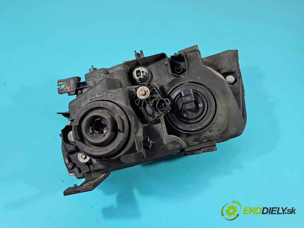 Suzuki Grand Vitara II 2005-2014 2.0 16V 140 HP manual 103 kW 1995 cm3 5- Reflektor: pravý  (Svetlo predné pravé)