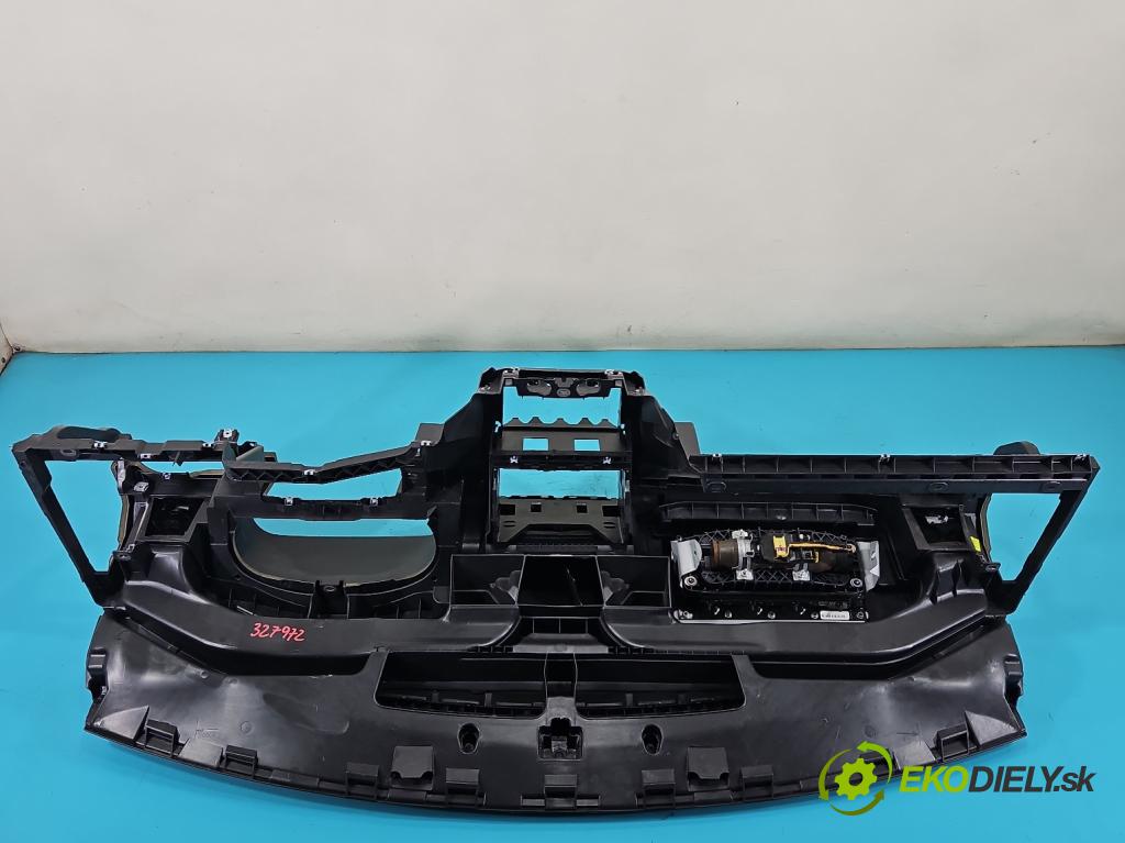 Vw Golf VI 2008-2013 1.6 tdi 105 HP manual 77 kW 1598 cm3 5- kokpit,pristrojová doska rozdeľovacia