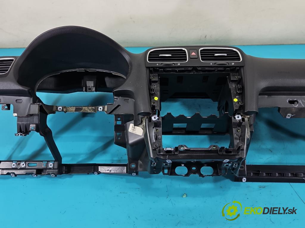 Vw Golf VI 2008-2013 1.6 tdi 105 HP manual 77 kW 1598 cm3 5- kokpit,pristrojová doska rozdeľovacia
