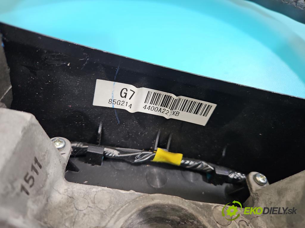 Peugeot 4007 2007-2012 2.2 hdi 156 HP automatic 115 kW 2179 cm3 5- volant  (Volant)