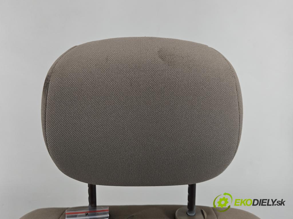 Chrysler Voyager V 2007-2016 3.8 V6 215KM automatic 158 kW 3778 cm3 5- Sedačka pravý  (Sedačka, sedadlo)