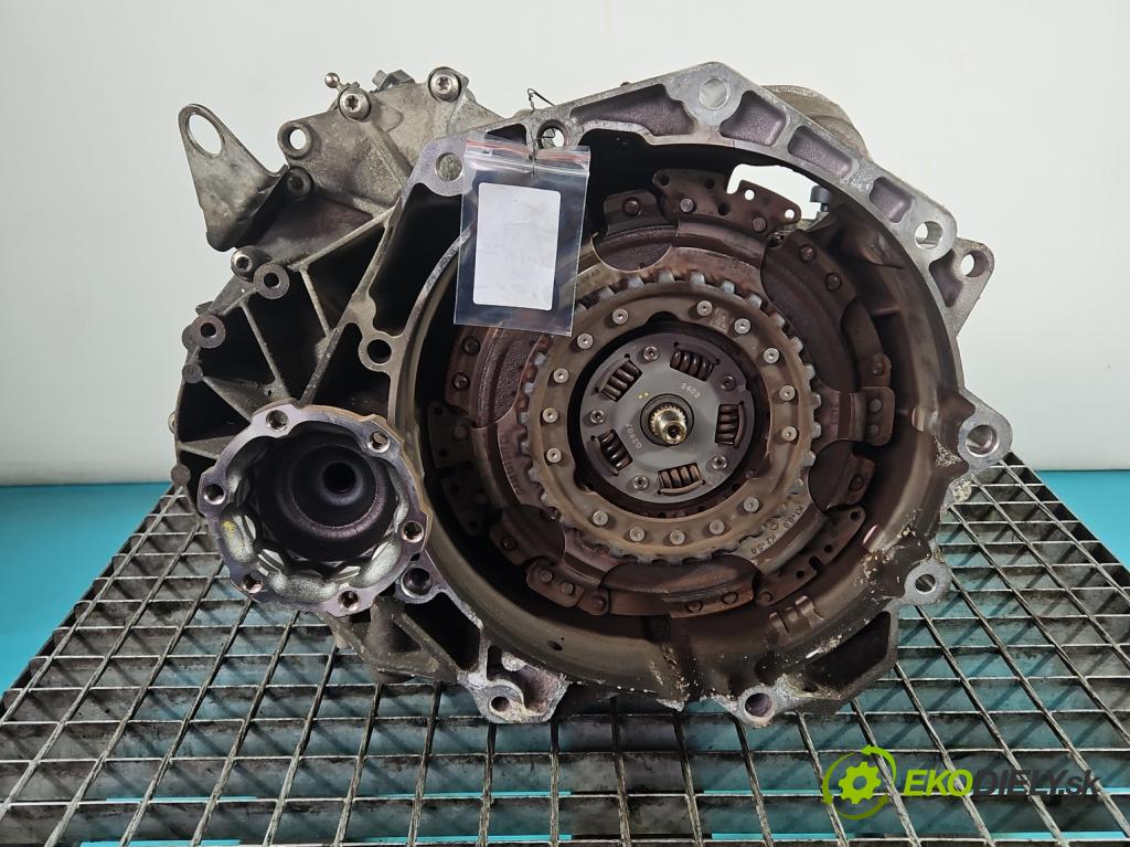 Skoda Superb III 2015-2024 1.8 TSI 179KM automatic 132 kW 1798 cm3 5- prevodovka stupeň,rýchlosť automat RRL