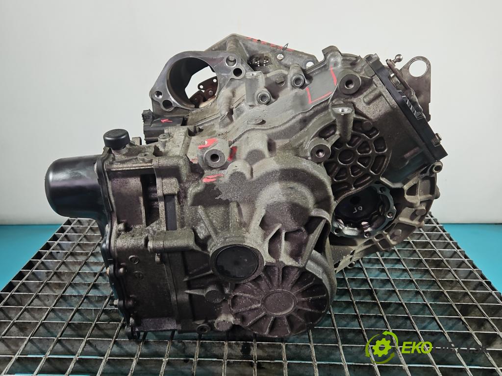 Skoda Superb III 2015-2024 1.8 TSI 179KM automatic 132 kW 1798 cm3 5- prevodovka stupeň,rýchlosť automat RRL