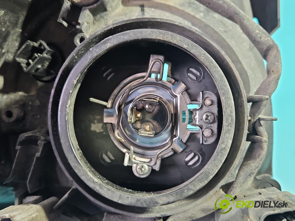 Suzuki Swift Mk6 2005-2010 1,3.0 DDiS 69KM manual 51 kW 1248 cm3 5- Reflektor: pravý 35100-62J11 (Svetlo predné pravé)