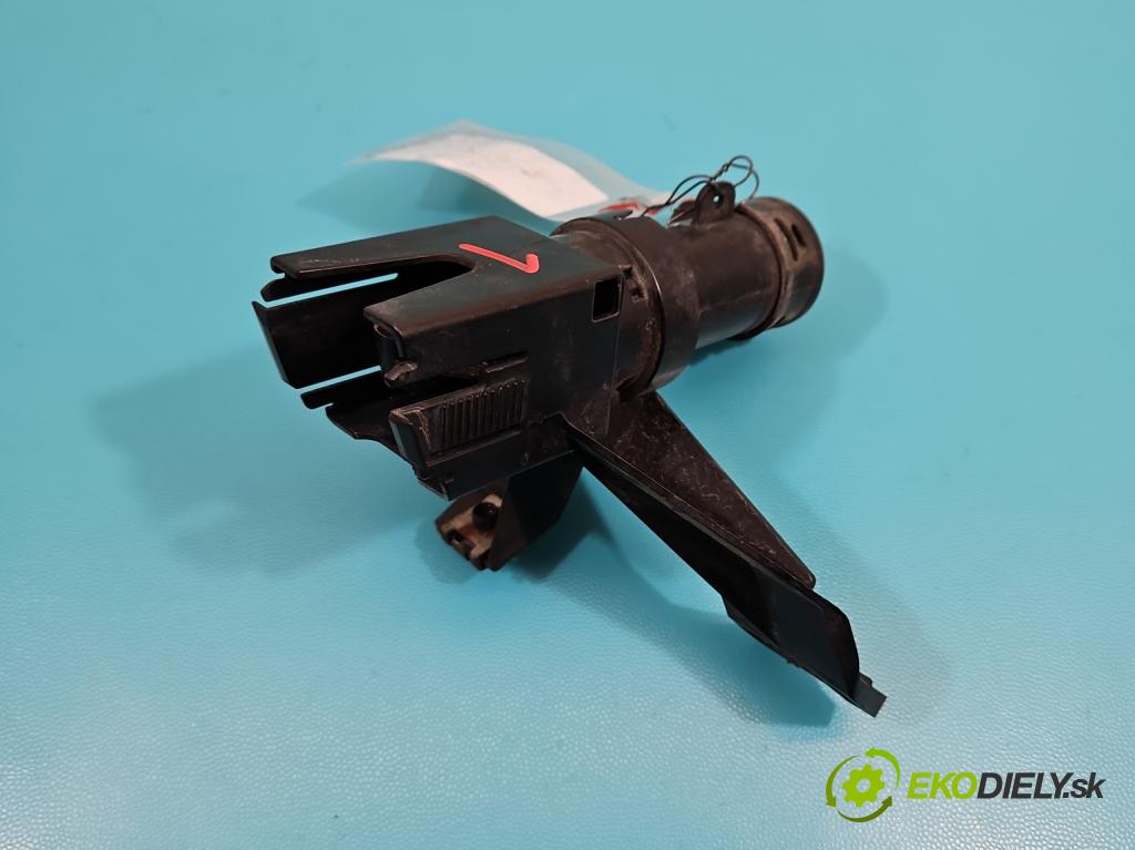 Lexus RX II 2003-2008 3.3 V6 211KM automatic 155 kW 3311 cm3 5- ostrekovač reflektor: ľavý  (Motorček ostrekovačov)