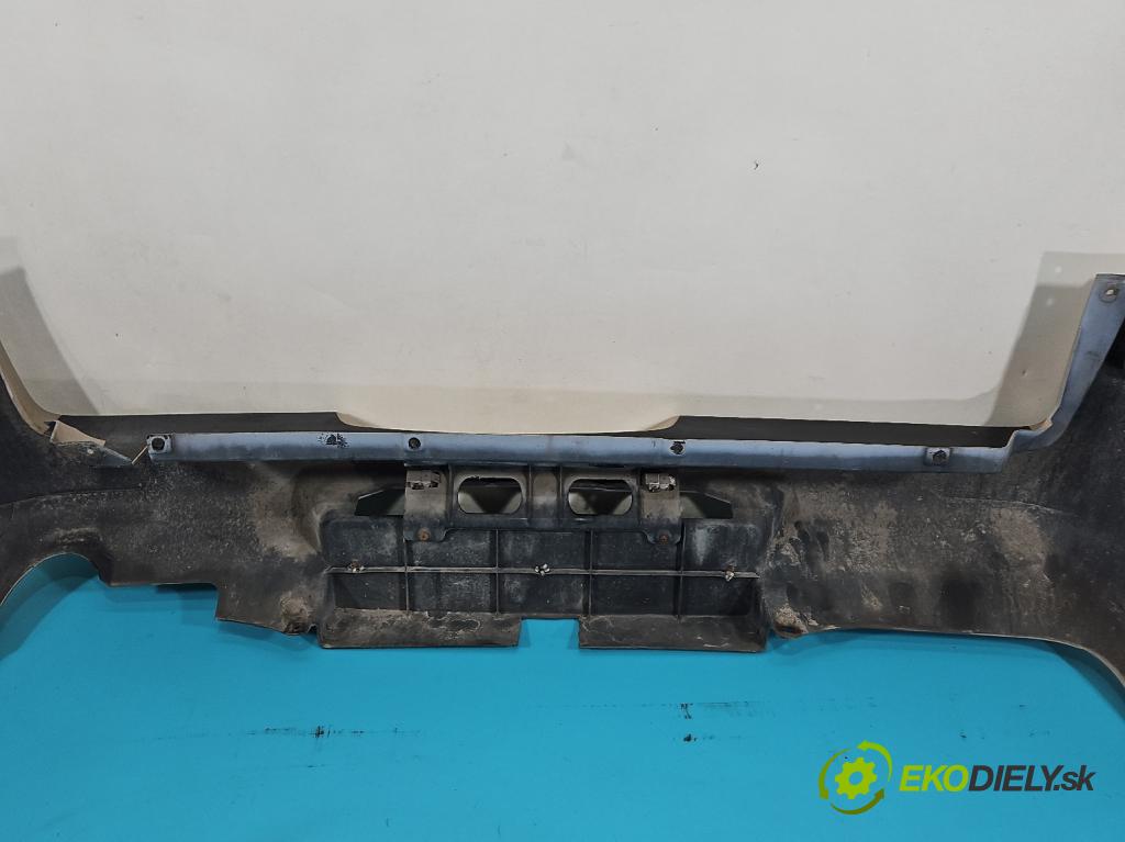 Suzuki Grand Vitara II 2005-2014 2.0 16V 140 hp manual 103 kW 1995 cm3 5- nárazník zadní  (Klika dveří ostatní)