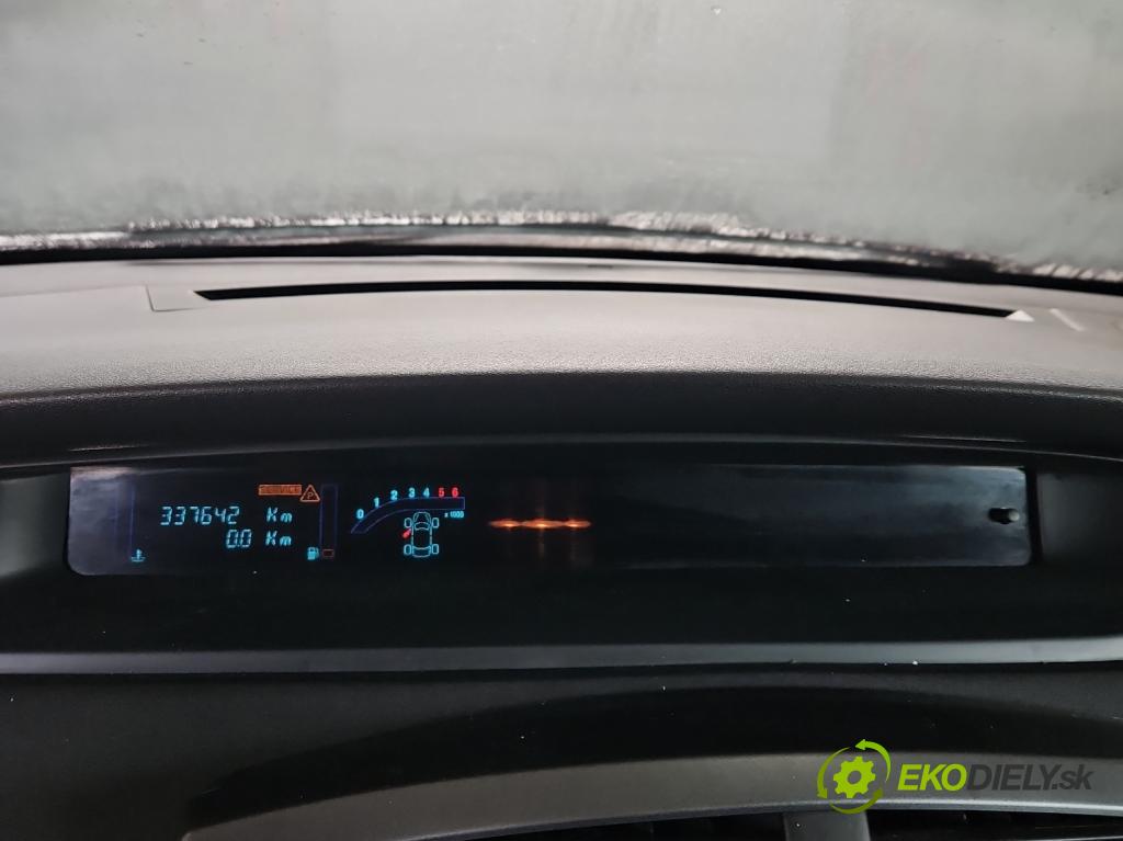 Renault Scenic II 2003-2009 1.9 dci 120 HP manual 88 kW 1870 cm3 5- prístrojovka/ budíky P8200365607E (Prístrojová doska, displej)