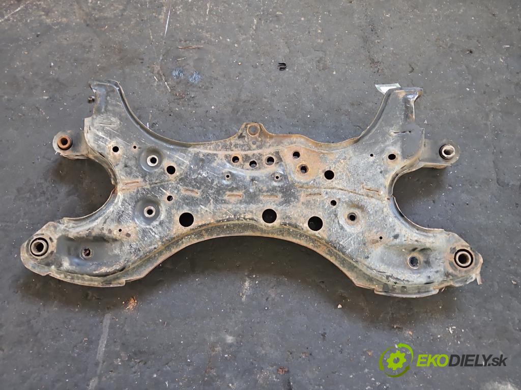 Toyota Avensis II T25 2003-2008 1.6 vvti 110 HP manual 81 kW 1598 cm3 4- výstuha motora