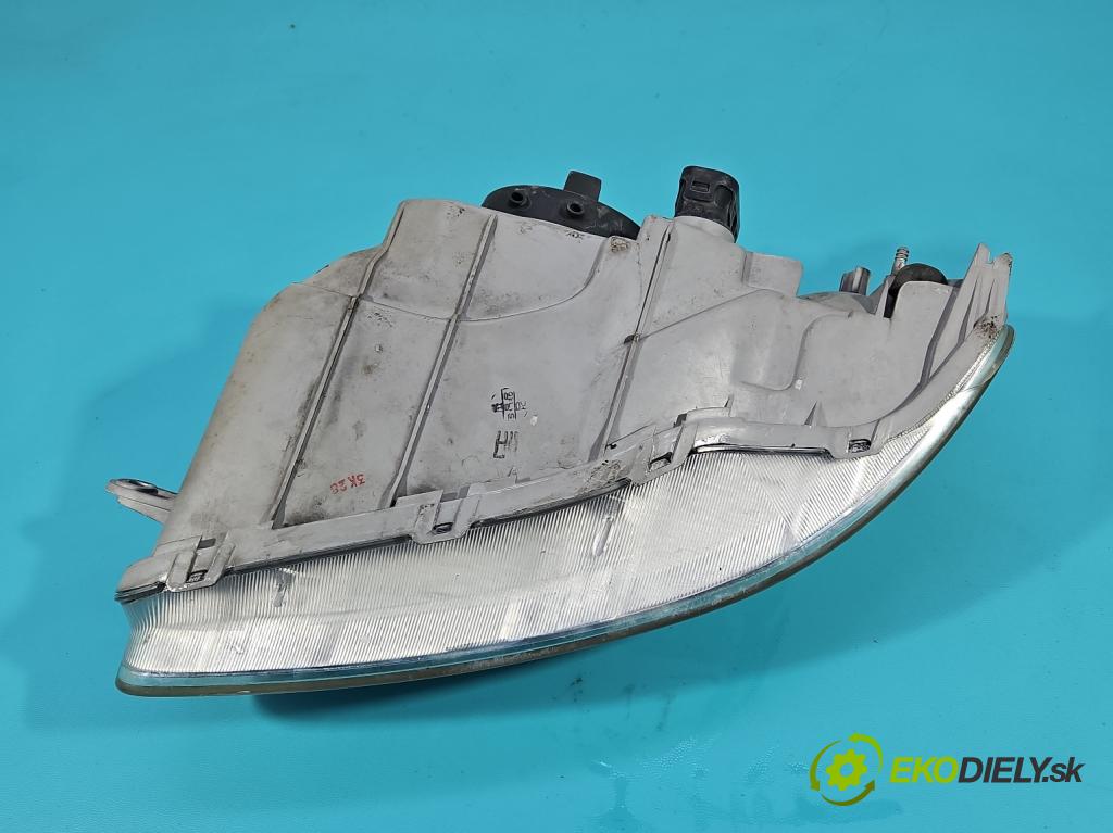 Chevrolet Aveo T200 2003-2008 1.4 16V 94 HP manual 69 kW 1399 cm3 4- Reflektor: pravý  (Svetlo predné pravé)