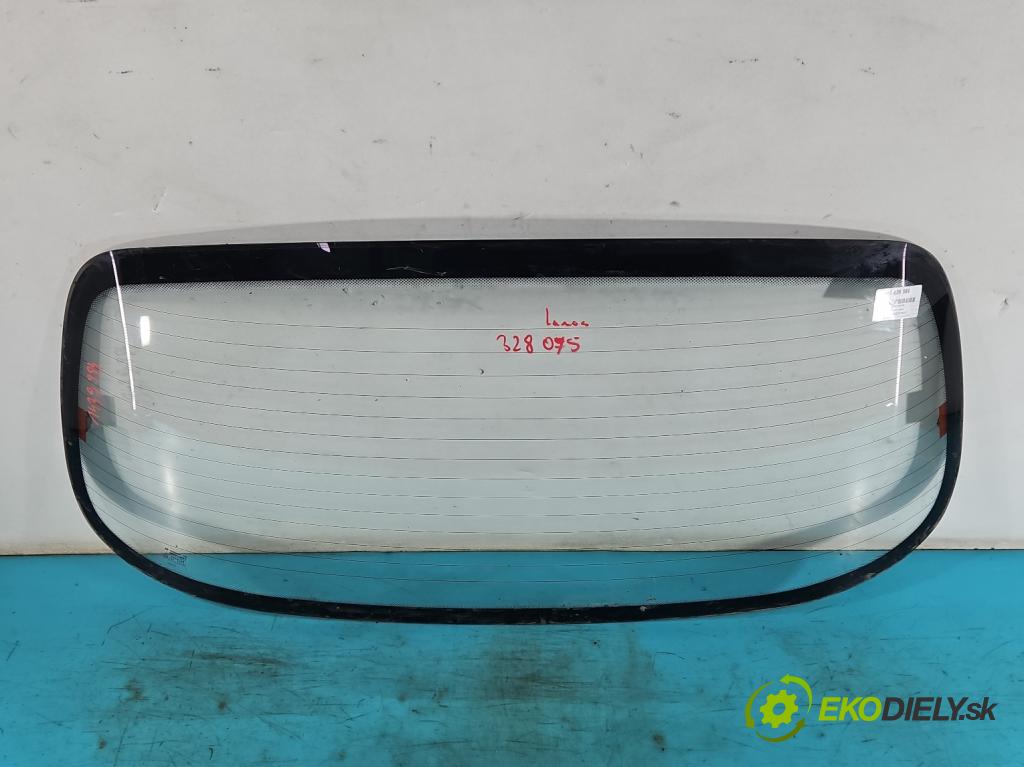 Daewoo Lanos 1.5 16V 100 hp manual 73,2 kW 1498 cm3 4- sklo zadní  (Okna zadní)