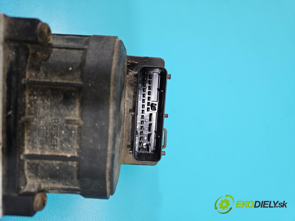 Audi A4 B5 1994-2001 1.8 T 150 HP manual 110 kW 1781 cm3 4- čerpadlo abs 0265216562 (Pumpa ABS)