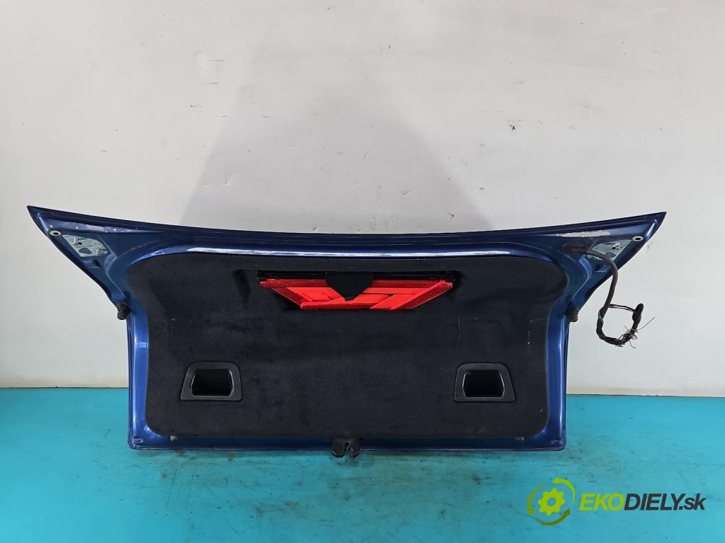 Vw Passat B5 1995-2005 1.6b 101 hp manual 74 kW 1595 cm3 4- zadní kufrové dveře  (Zadní kapoty)