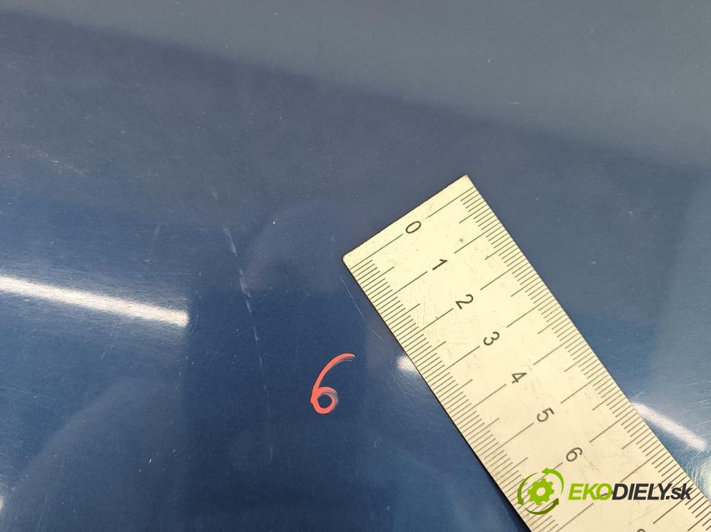 Vw Passat B5 1995-2005 1.6b 101 hp manual 74 kW 1595 cm3 4- zadní kufrové dveře  (Zadní kapoty)