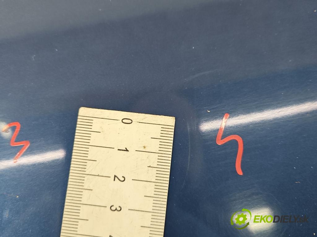 Vw Passat B5 1995-2005 1.6b 101 hp manual 74 kW 1595 cm3 4- zadní kufrové dveře  (Zadní kapoty)