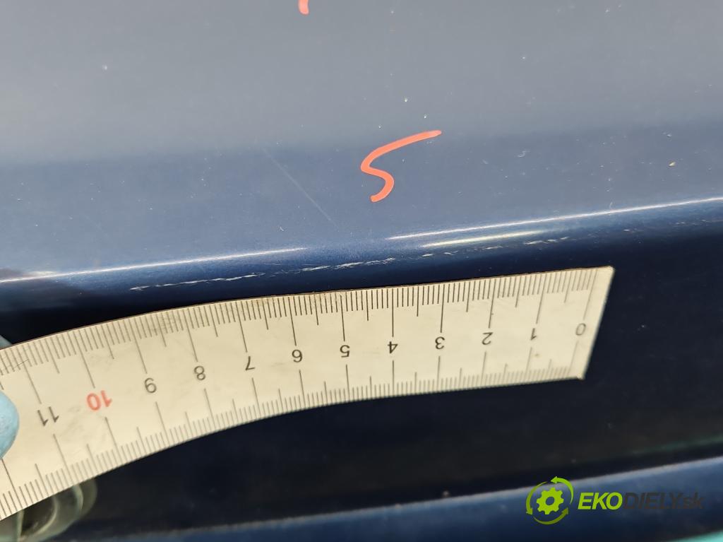 Vw Passat B5 1995-2005 1.6b 101 hp manual 74 kW 1595 cm3 4- zadní kufrové dveře  (Zadní kapoty)