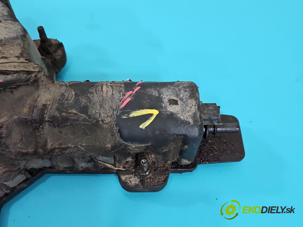 Peugeot 4007 2007-2012 2.2 hdi 156 HP automatic 115 kW 2179 cm3 5- Nádrž: AdBlue: 9663023280