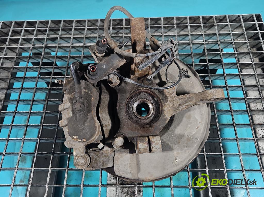 Peugeot 4007 2007-2012 2.2 hdi 156 HP automatic 115 kW 2179 cm3 5- náboj pravé  (Náboj)