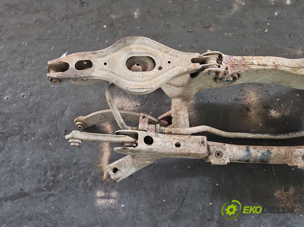 Peugeot 4007 2007-2012 2.2 hdi 156 hp automatic 115 kW 2179 cm3 5- zadní výztuha  (Výztuhy zadní)