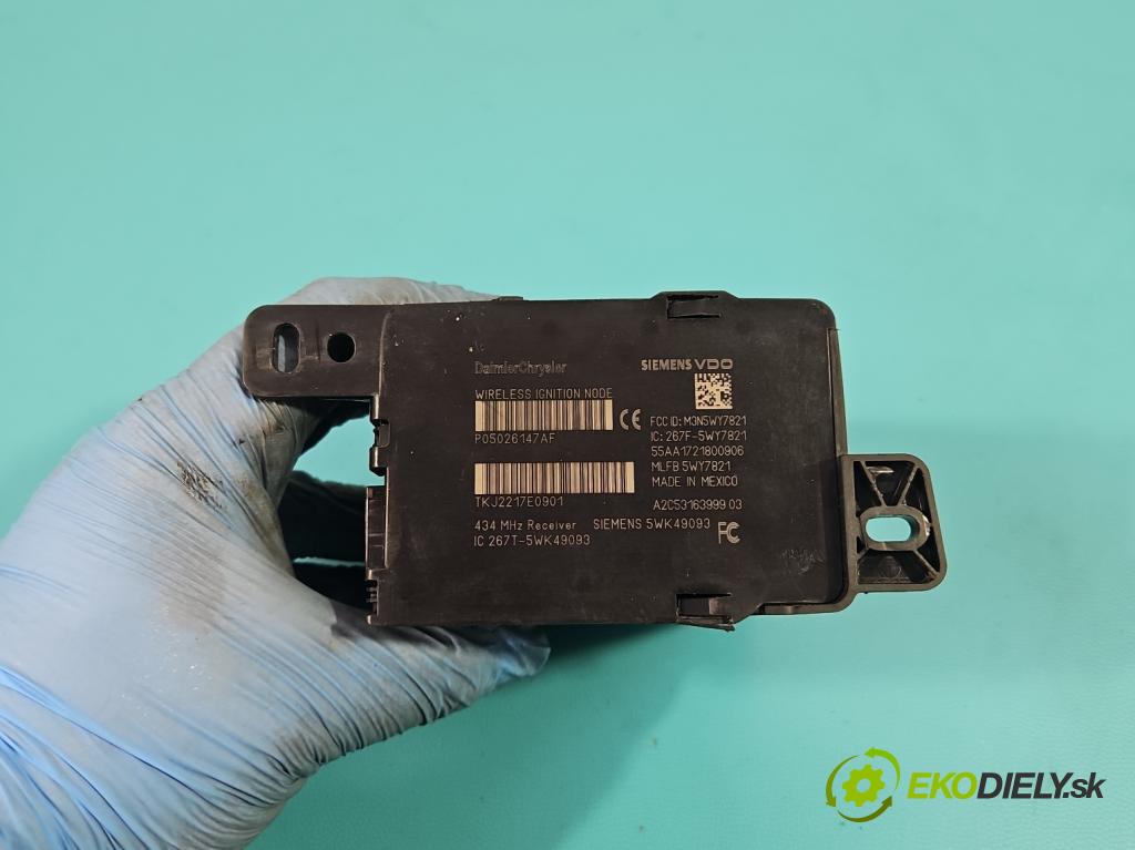 Chrysler Voyager V 2007-2016 3.8 V6 215KM automatic 158 kW 3778 cm3 5- Spínačka P05026147AF (Spínacia skrinka)