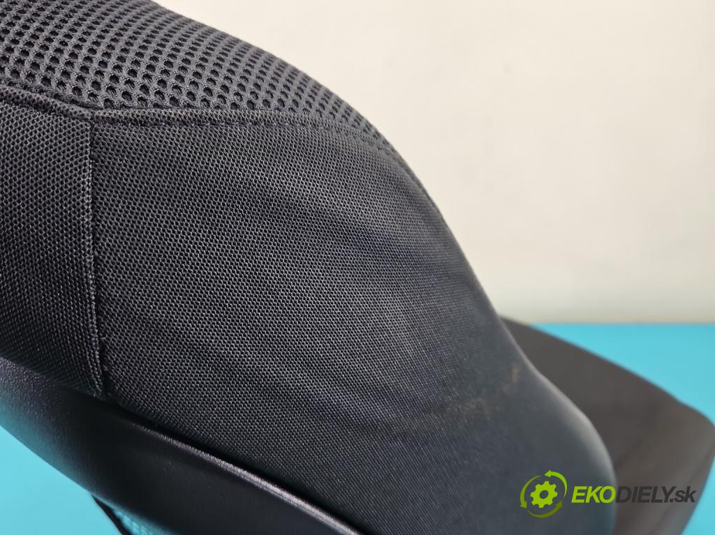 Hyundai I30 I 2007-2012 1.6 16V 122 HP manual 89,7 kW 1591 cm3 5- Sedačka ľavý  (Sedačka, sedadlo)