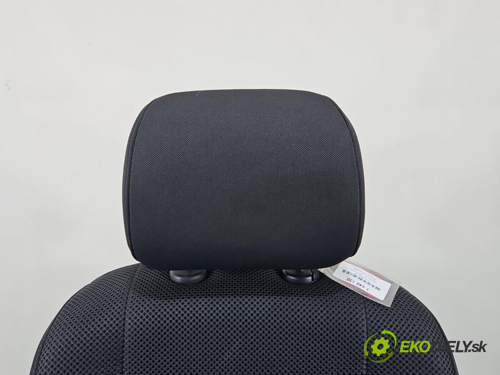 Hyundai I30 I 2007-2012 1.6 16V 122 HP manual 89,7 kW 1591 cm3 5- Sedačka pravý  (Sedačka, sedadlo)