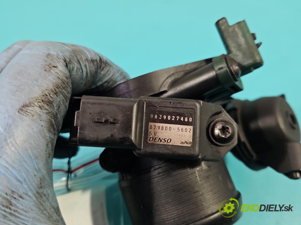 Ford Focus Mk2 2004-2011 2.0 TDCi 136 HP manual 100 kW 1997 cm3 5- klapka 9647474880 (Škrtiaca klapka)