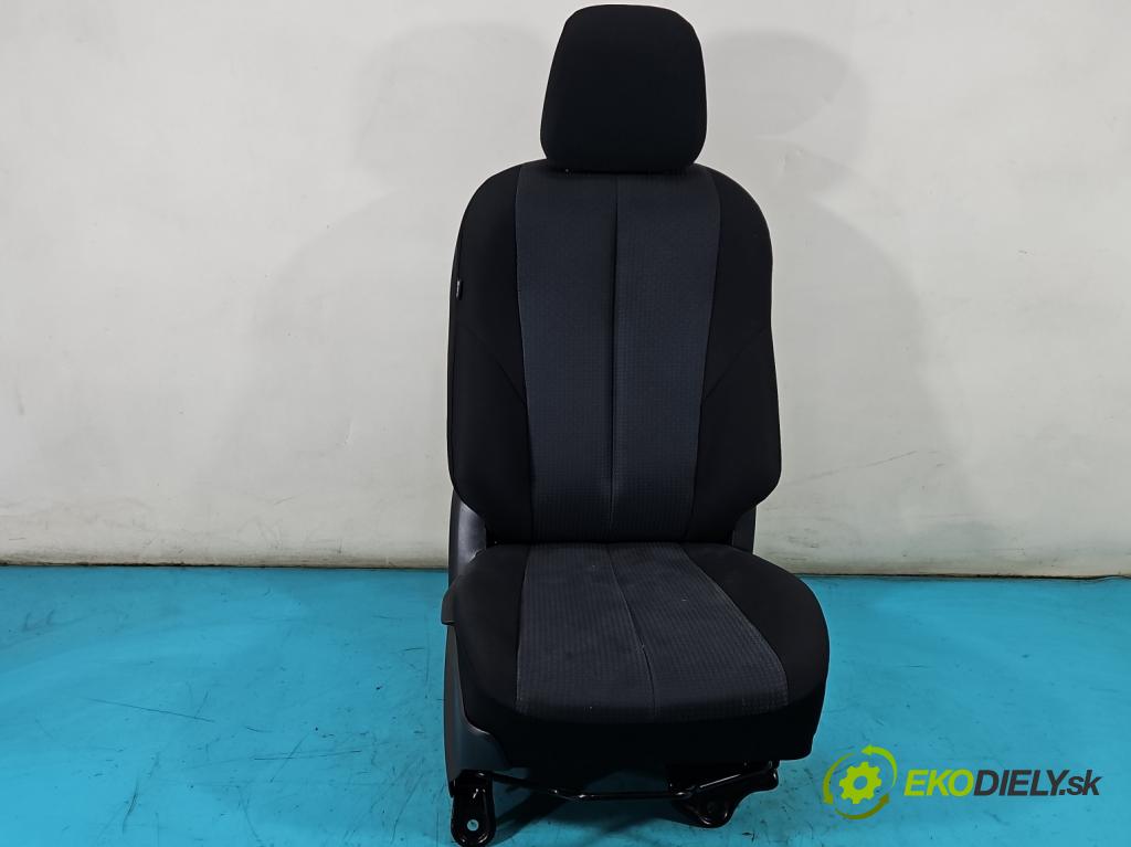 Isuzu D-Max II 2011-2019 2.5 crdi 163 HP automatic 120 kW 2499 cm3 5- Sedačka pravý  (Sedačka, sedadlo)