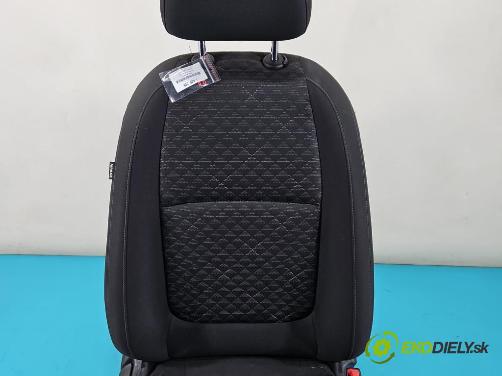 Kia Rio IV 2016-2023 1.4 crdi 90 HP manual 66 kW 1396 cm3 5- Sedačka pravý  (Sedačka, sedadlo)