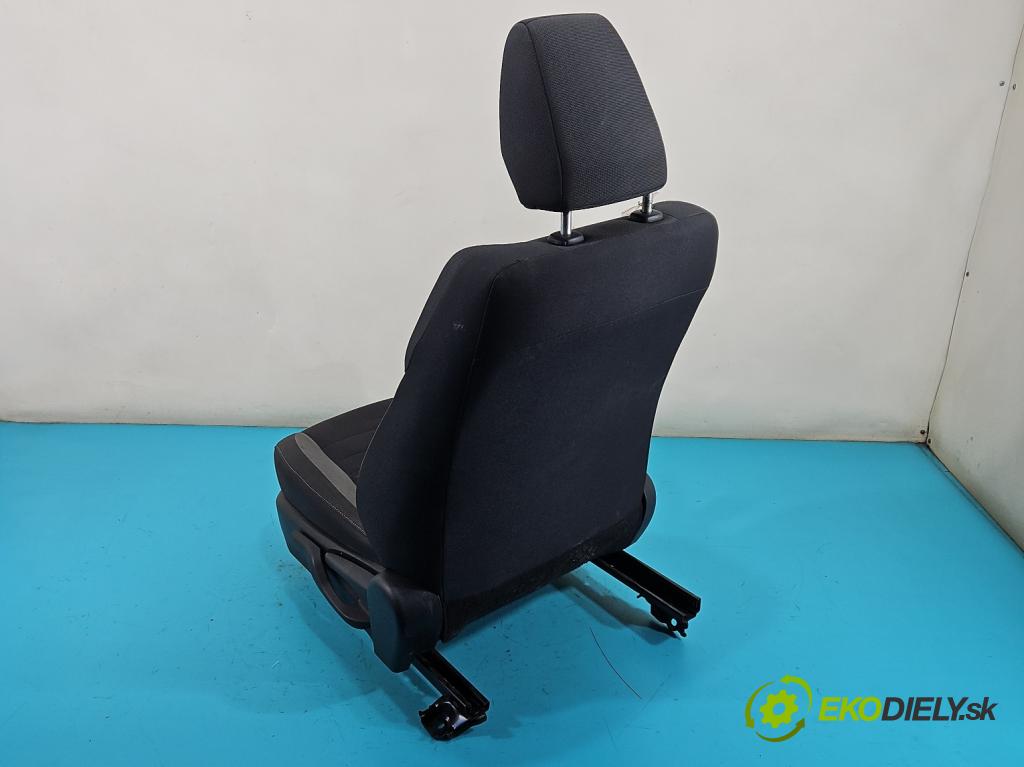 Toyota Auris II 2012-2018 1.6 16V 132  HP manual 97 kW 1598 cm3 5- Sedačka ľavý  (Sedačka, sedadlo)