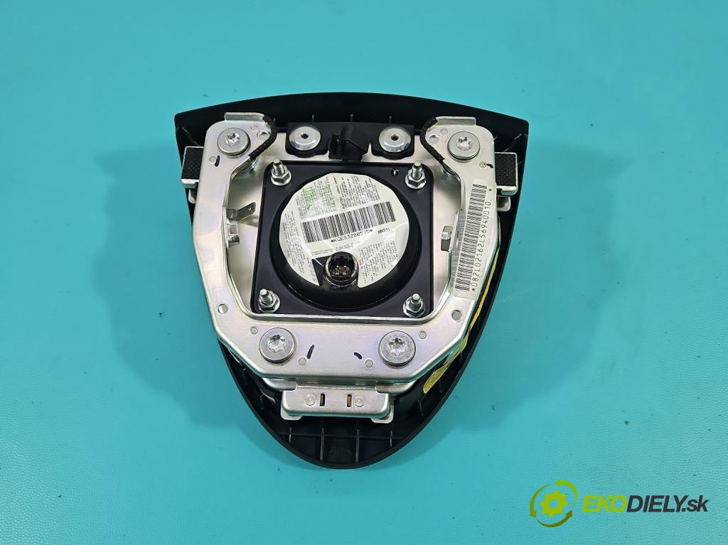 Hyundai I30 I 2007-2012 1.6 16V 122 HP manual 89,7 kW 1591 cm3 5- volant  (Volant)