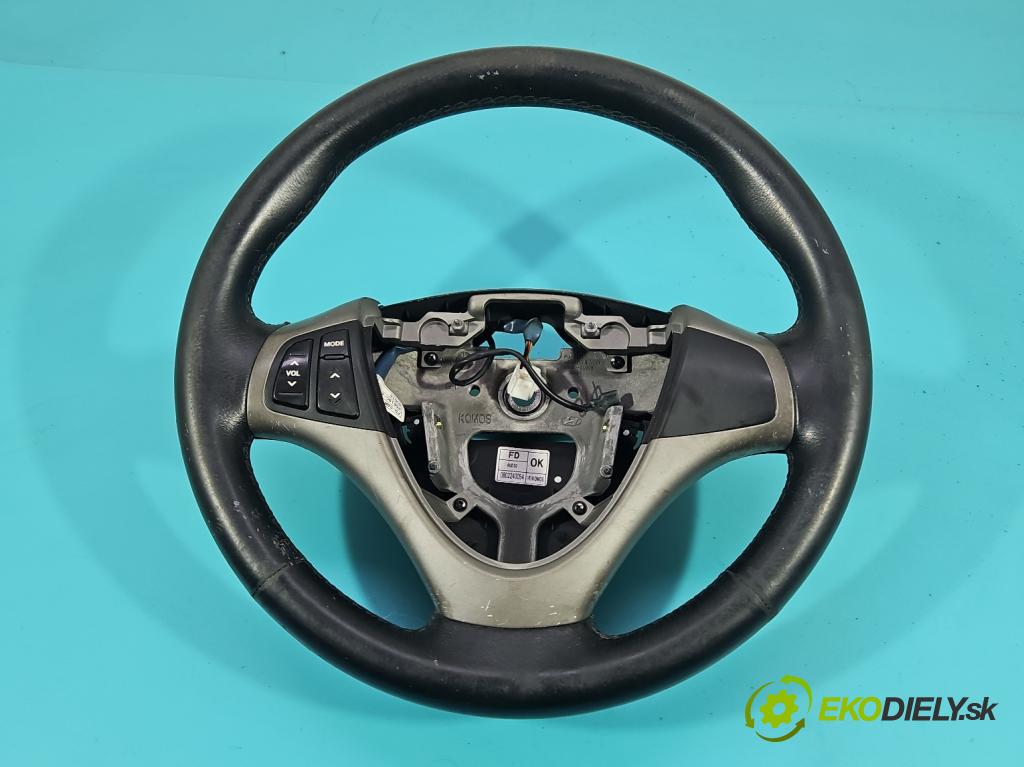 Hyundai I30 I 2007-2012 1.6 16V 122 HP manual 89,7 kW 1591 cm3 5- volant  (Volant)