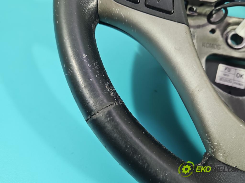 Hyundai I30 I 2007-2012 1.6 16V 122 HP manual 89,7 kW 1591 cm3 5- volant  (Volant)