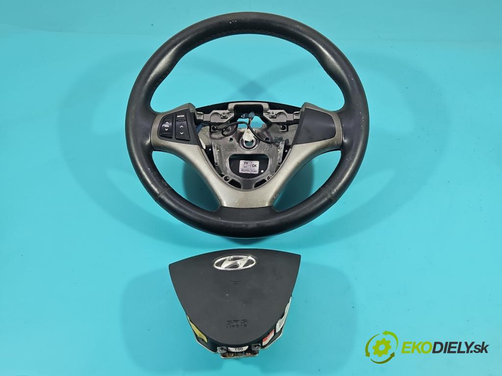 Hyundai I30 I 2007-2012 1.6 16V 122 HP manual 89,7 kW 1591 cm3 5- volant  (Volant)