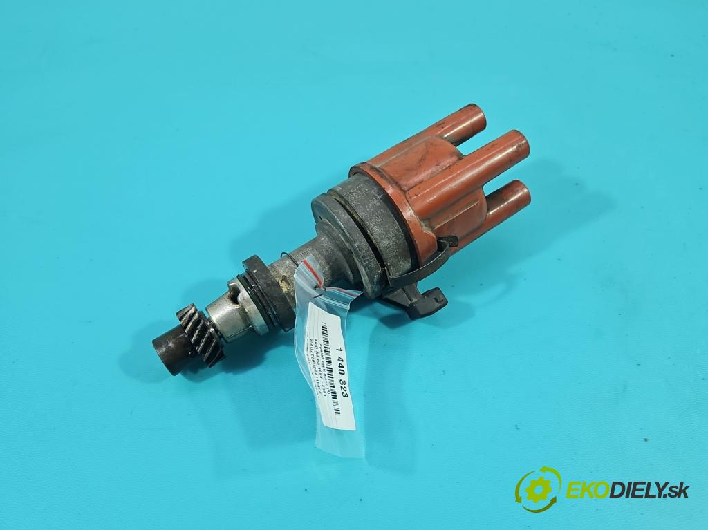 Audi A4 B5 1994-2001 1.6 8v 101 HP manual 74 kW 1595 cm3 4- rozdeľovač 050905205AH (Rozdeľovač)