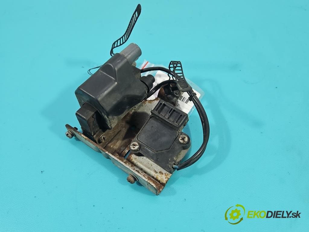 Audi A4 B5 1994-2001 1.6 8v 101 HP manual 74 kW 1595 cm3 4- cievka zapaľovacia  (Zapaľovacia cievka)