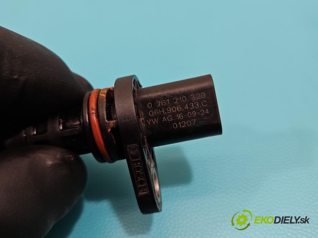 Skoda Superb III 2015-2024 1.8 TSI 179KM automatic 132 kW 1798 cm3 5- snímač pozice: hřídel klikový 06H.906.433.C (Snímače polohy kliky, vačky)