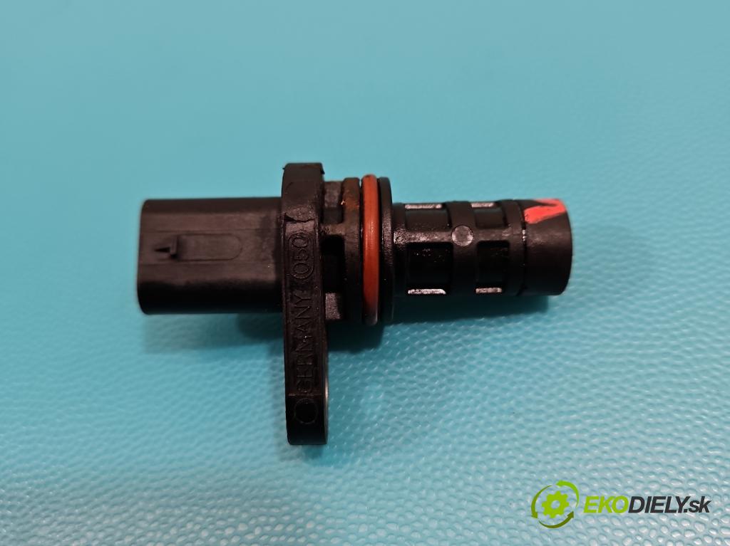 Skoda Superb III 2015-2024 1.8 TSI 179KM automatic 132 kW 1798 cm3 5- snímač pozice: hřídel klikový 06H.906.433.C (Snímače polohy kliky, vačky)