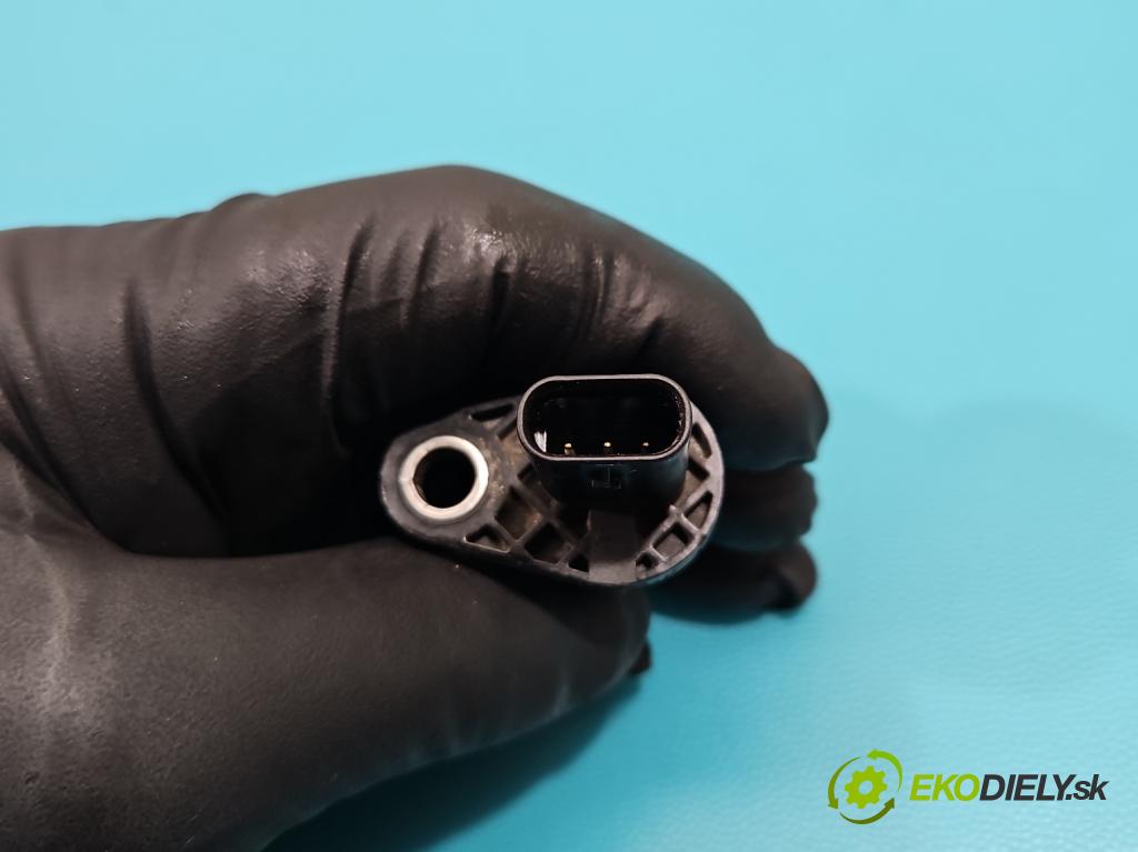 Skoda Superb III 2015-2024 1.8 TSI 179KM automatic 132 kW 1798 cm3 5- snímač pozice: hřídel klikový 06H.906.433.C (Snímače polohy kliky, vačky)