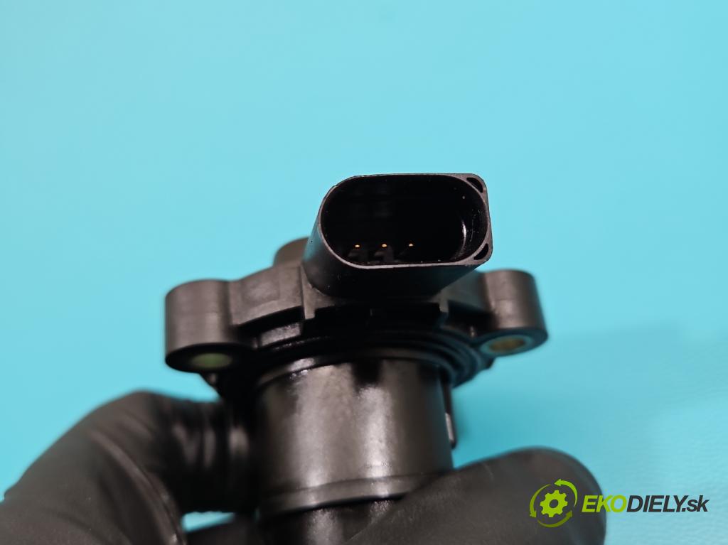 Skoda Superb III 2015-2024 1.8 TSI 179KM automatic 132 kW 1798 cm3 5- snímač úroveň: oleja: 03F907660E (Snímač)