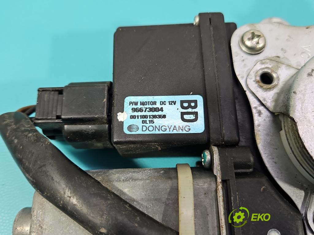 Opel Antara 2006-2015 2.2 cdti 184 hp automatic 135 kW 2231 cm3 5- mechanismus stahování přední pravý 96673004