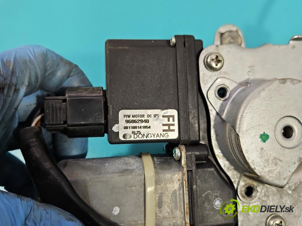 Opel Antara 2006-2015 2.2 cdti 184 hp automatic 135 kW 2231 cm3 5- mechanismus stahování zadní pravý 96862940