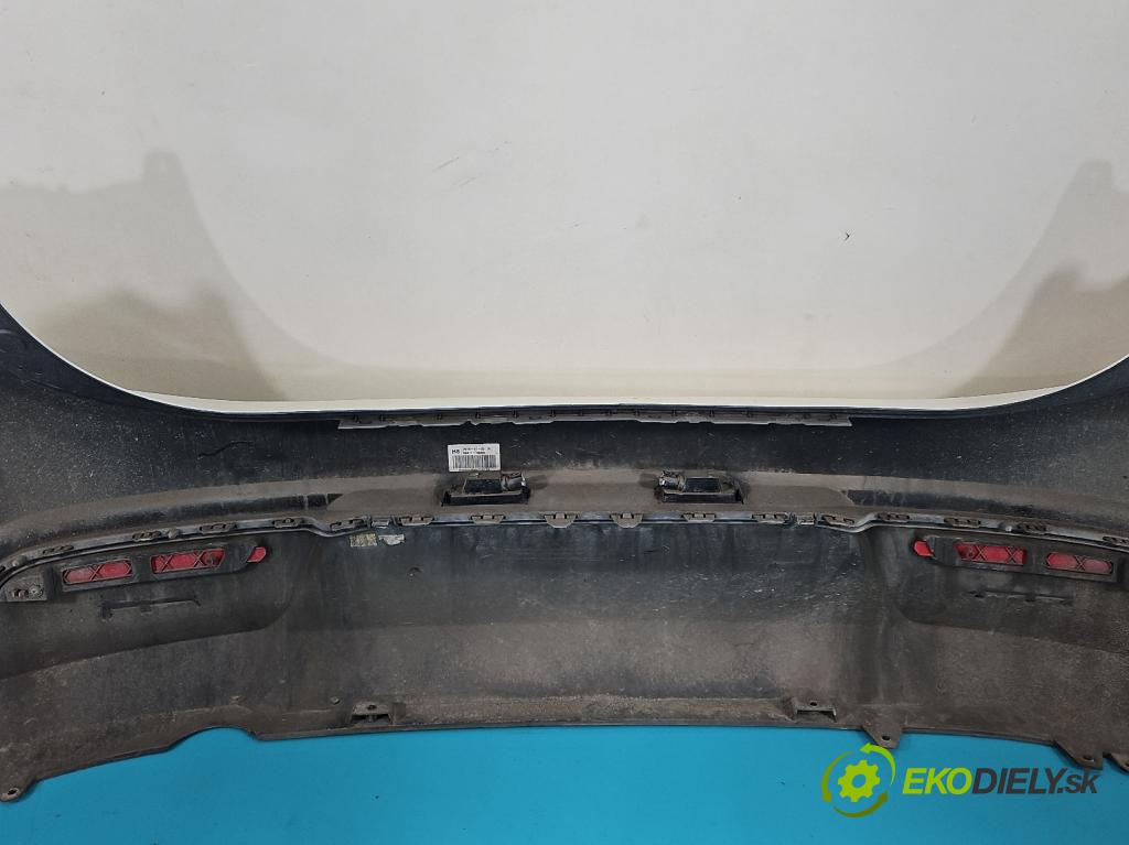 Kia Rio IV 2016-2023 1.4 crdi 90 hp manual 66 kW 1396 cm3 5- nárazník zadní  (Ostatné)