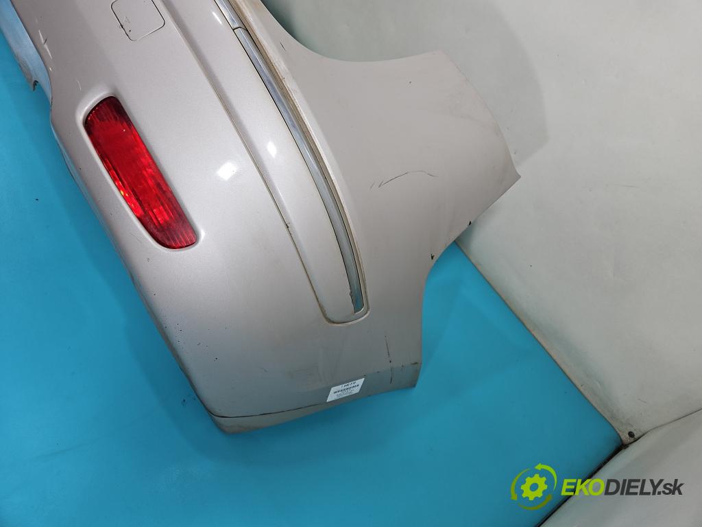 Hyundai I30 I 2007-2012 1.6 16V (G4LA) 122 hp manual 89,7 kW 1591 cm3 5- nárazník zadní  (Klika dveří ostatní)