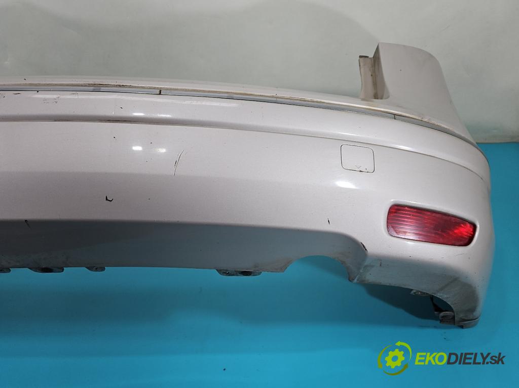 Hyundai I30 I 2007-2012 1.6 16V (G4LA) 122 hp manual 89,7 kW 1591 cm3 5- nárazník zadní  (Klika dveří ostatní)