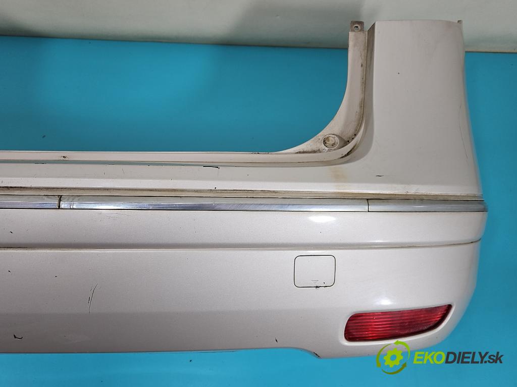 Hyundai I30 I 2007-2012 1.6 16V (G4LA) 122 hp manual 89,7 kW 1591 cm3 5- nárazník zadní  (Klika dveří ostatní)