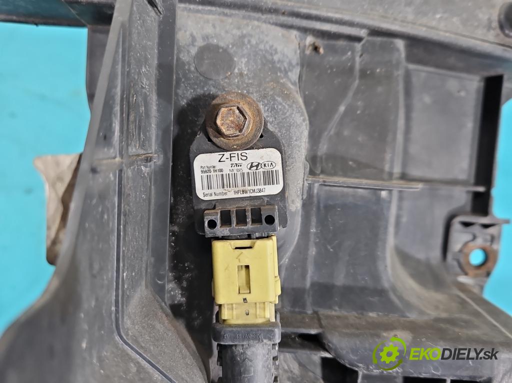 Hyundai I30 I 2007-2012 1.6 16V 122 hp manual 89,7 kW 1591 cm3 5- stěna přední 64101-2LXXX (Výztuhy přední)