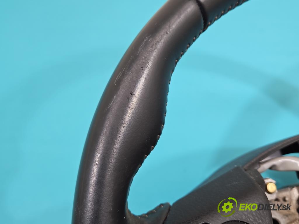 Toyota Auris II 2012-2018 1.6 16V 132  HP manual 97 kW 1598 cm3 5- volant  (Volant)